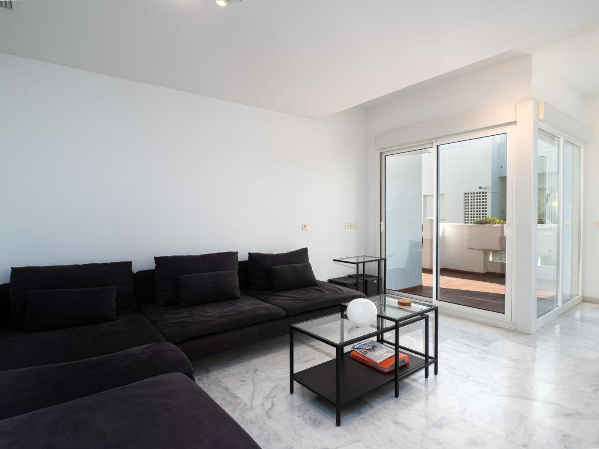 2051-New 3 Bedrooms On Golf Estepona Exterior photo